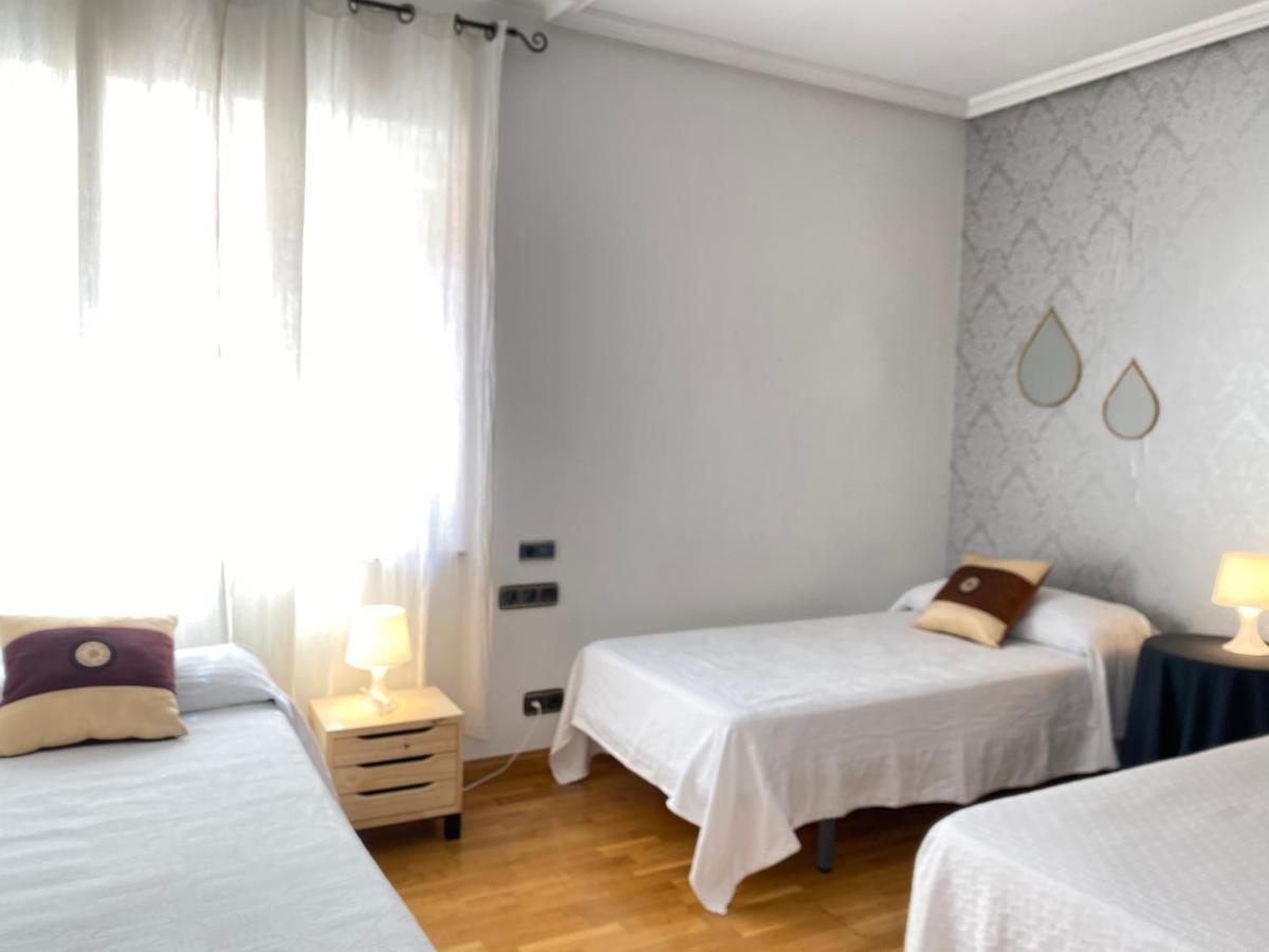 Casa Pedraza Con Piscina Privada Ferienhaus Machacon