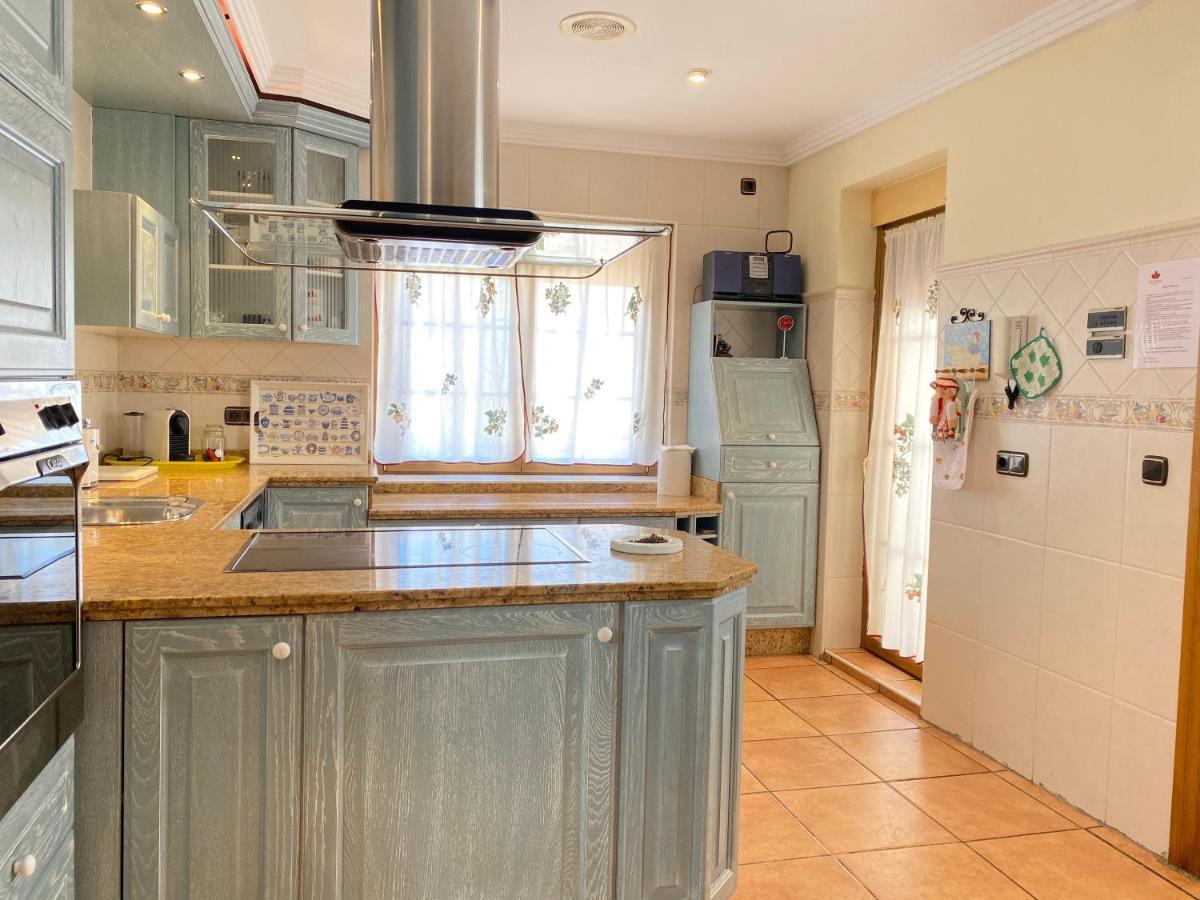 Casa Pedraza Con Piscina Privada Ferienhaus